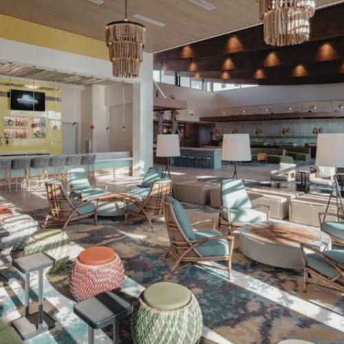 Lobby Universal Endless Summer Dockside